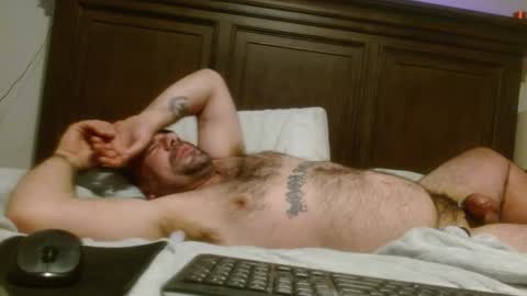 Snapshot of imthatfnguy chatting on 12-29-24, 11:18 I use to be imeverythingandnothing online show from 12-29-24, 11:18