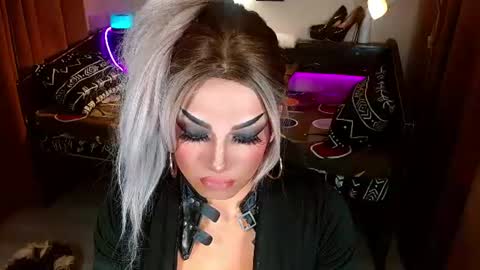 QUEEN MADI  online show from 07-28-26, 02:05