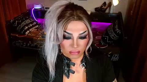 QUEEN MADI  online show from 07-28-26, 04:16