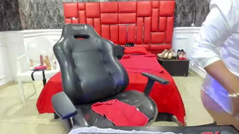 Karina online show from 11-07-25, 07:47