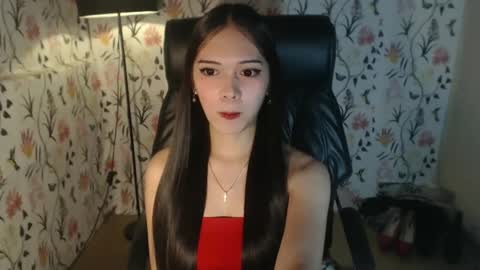 Snapshot of imyourlegalbaby chatting on 03-08-25, 11:58 Aki online show from 03-08-25, 11:58