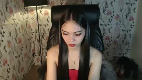 Snapshot of imyourlegalbaby chatting on 03-10-25, 11:32 Aki online show from 03-10-25, 11:32