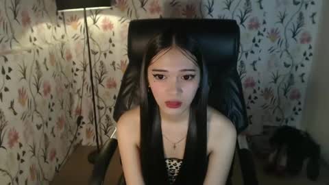 Snapshot of imyourlegalbaby chatting on 03-12-25, 02:12 Aki online show from 03-12-25, 02:12