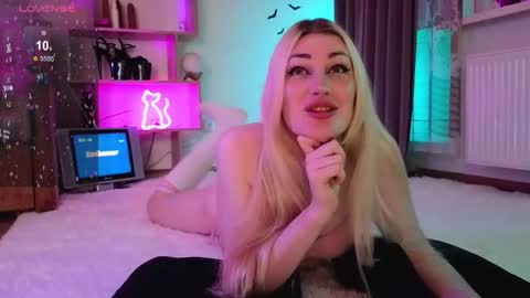  Dina  Help me reach 100 likes  online show from 10-17-25, 10:12