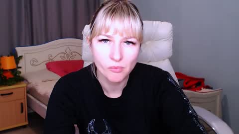 incredible_ariela online show from 01-26-25, 12:01