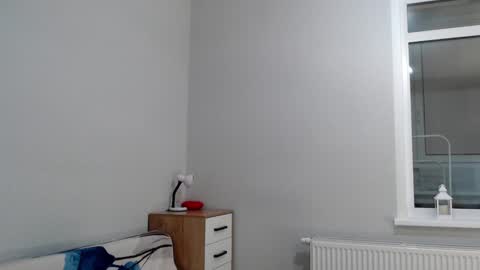 Snapshot of increible_della chatting on 12-08-24, 06:28 Della online show from 12-08-24, 06:28