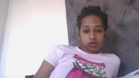 Snapshot of indanbella19 chatting on 04-17-26, 04:59 indanbella19 online show from 04-17-26, 04:59