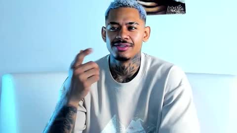 Snapshot of independent_project chatting on 02-14-26, 12:57 Jacobo online show from 02-14-26, 12:57