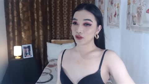 indestructabletrixie online show from 01-14-25, 02:00