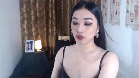 indestructabletrixie online show from 01-27-25, 03:39