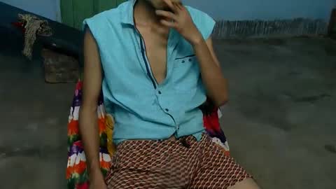 Snapshot of indian_bengali_boy chatting on 10-27-25, 08:13 Suman Leo online show from 10-27-25, 08:13