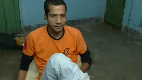 Snapshot of indian_bengali_boy chatting on 11-08-25, 03:56 Suman Leo online show from 11-08-25, 03:56