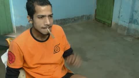 Snapshot of indian_bengali_boy chatting on 11-10-25, 06:12 Suman Leo online show from 11-10-25, 06:12