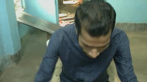 Snapshot of indian_bengali_boy chatting on 11-11-25, 07:30 Suman Leo online show from 11-11-25, 07:30