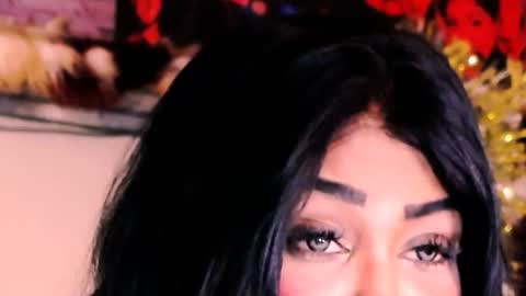 Snapshot of indian_dreamgirl chatting on 02-07-26, 12:25 Bella Ambrosia online show from 02-07-26, 12:25