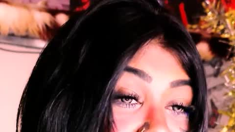 Snapshot of indian_dreamgirl chatting on 02-09-26, 10:36 Bella Ambrosia online show from 02-09-26, 10:36