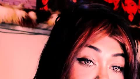 Snapshot of indian_dreamgirl chatting on 03-19-26, 09:57 Bella Ambrosia online show from 03-19-26, 09:57