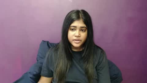Snapshot of indian_rimmelx chatting on 01-31-25, 01:23 Melz online show from 01-31-25, 01:23