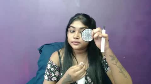 Snapshot of indian_rimmelx chatting on 02-05-25, 07:07 Melz online show from 02-05-25, 07:07