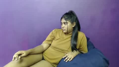 Snapshot of indian_rimmelx chatting on 03-05-25, 09:27 Melz online show from 03-05-25, 09:27