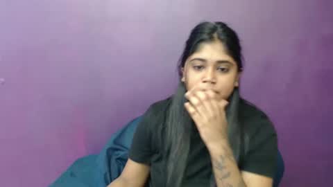 Snapshot of indian_rimmelx chatting on 03-12-25, 09:44 Melz online show from 03-12-25, 09:44