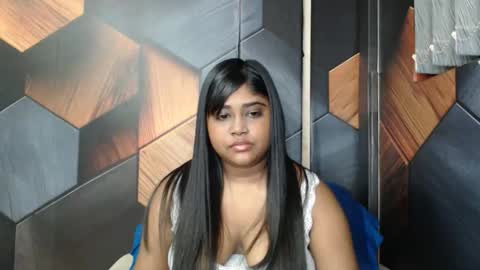 Snapshot of indian_rimmelx chatting on 10-01-25, 07:03 Melz online show from 10-01-25, 07:03