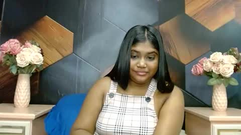 Snapshot of indian_rimmelx chatting on 10-04-25, 07:39 Melz online show from 10-04-25, 07:39
