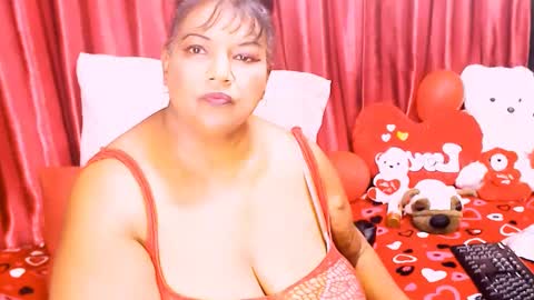 indian_rubyxx online show from 02-19-25, 09:39