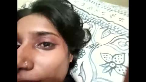 Snapshot of indian_succubus chatting on 10-20-25, 07:58 Perky baby online show from 10-20-25, 07:58