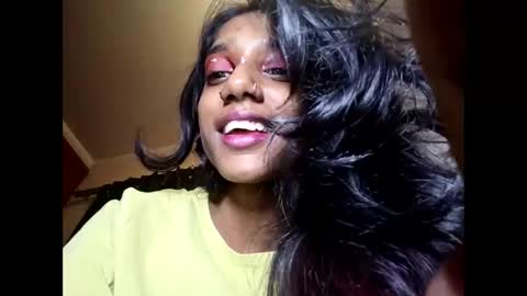 Snapshot of indian_succubus chatting on 02-02-26, 09:57 Perky baby online show from 02-02-26, 09:57