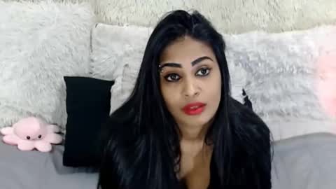 Snapshot of indian_swaggerliciousx chatting on 05-15-26, 11:12 Jazmin online show from 05-15-26, 11:12