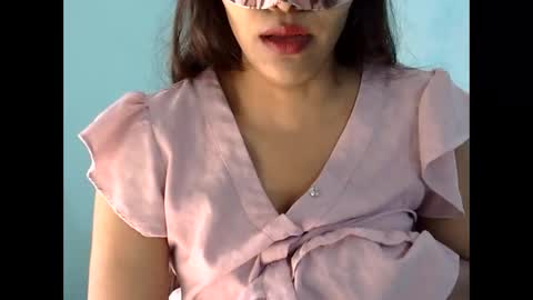 indiananu23 online show from 11-11-25, 08:25