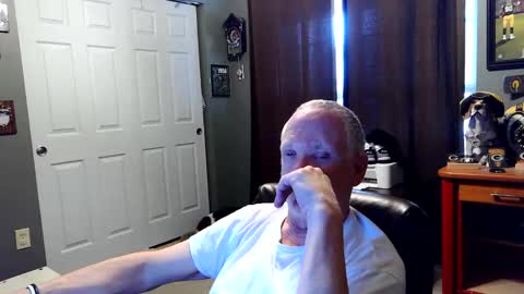 Papa online show from 11-19-25, 07:25