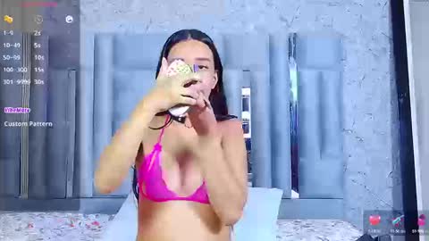 Snapshot of indianbeautiful chatting on 09-11-25, 08:09 indianbeautiful online show from 09-11-25, 08:09