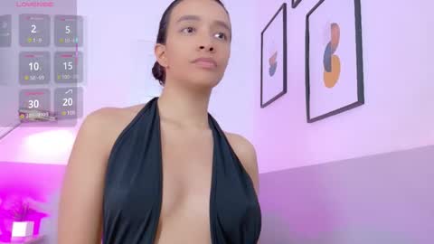 Snapshot of indianbeautiful chatting on 10-24-25, 12:41 indianbeautiful online show from 10-24-25, 12:41