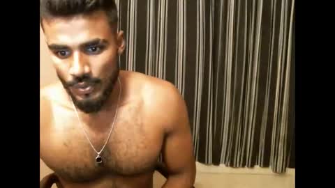 Snapshot of indianbull2023 chatting on 05-09-26, 02:00 indian slim boy with big for u online show from 05-09-26, 02:00