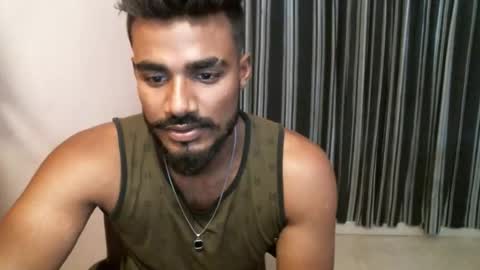 Snapshot of indianbull2023 chatting on 05-10-26, 07:13 indian slim boy with big for u online show from 05-10-26, 07:13