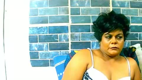 indiancherrypie online show from 12-14-24, 07:18