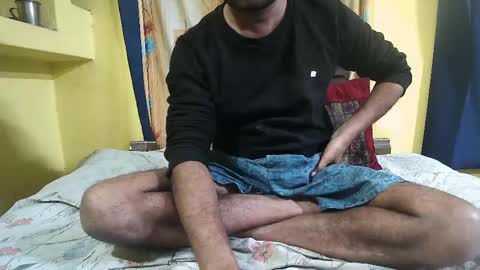 Snapshot of indiancumking chatting on 02-23-25, 12:19 inindiancumking online show from 02-23-25, 12:19