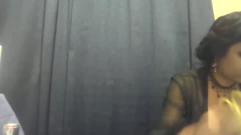 Snapshot of indiancutiexo chatting on 09-29-25, 10:36 indiancutiexo online show from 09-29-25, 10:36