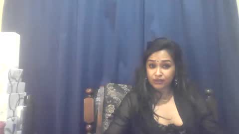 Snapshot of indiancutiexo chatting on 12-04-25, 06:16 indiancutiexo online show from 12-04-25, 06:16