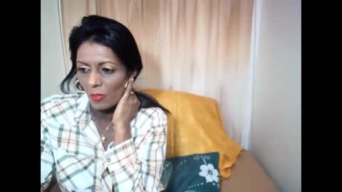 indianpeaches online show from 10-21-25, 05:52