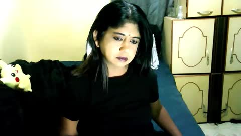 indianpleasures21 online show from 05-18-26, 01:39