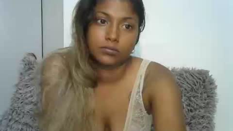 indianqtpie6 online show from 03-23-26, 06:39