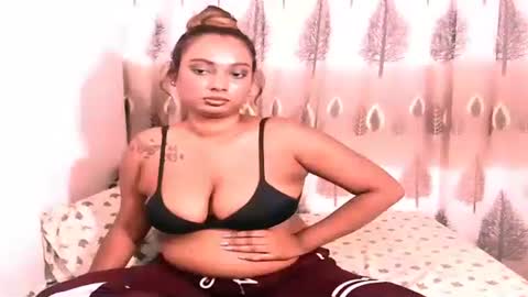 Snapshot of indiansecretlove20 chatting on 01-22-25, 09:24 goddess online show from 01-22-25, 09:24