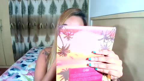 Snapshot of indiansecretlove20 chatting on 02-10-25, 06:45 goddess online show from 02-10-25, 06:45