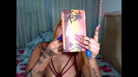 Snapshot of indiansecretlove20 chatting on 09-22-25, 06:32 goddess online show from 09-22-25, 06:32