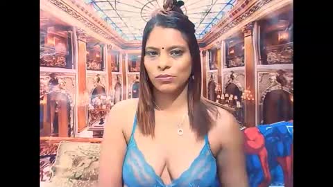 indiansexyass4u2luv online show from 10-29-25, 04:53