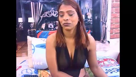 Snapshot of indiansexyass4u2luv chatting on 05-06-26, 09:03 indiansexyass4u2luv online show from 05-06-26, 09:03