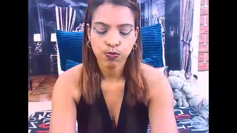 Snapshot of indiansexyass4u2luv chatting on 05-21-26, 09:38 indiansexyass4u2luv online show from 05-21-26, 09:38